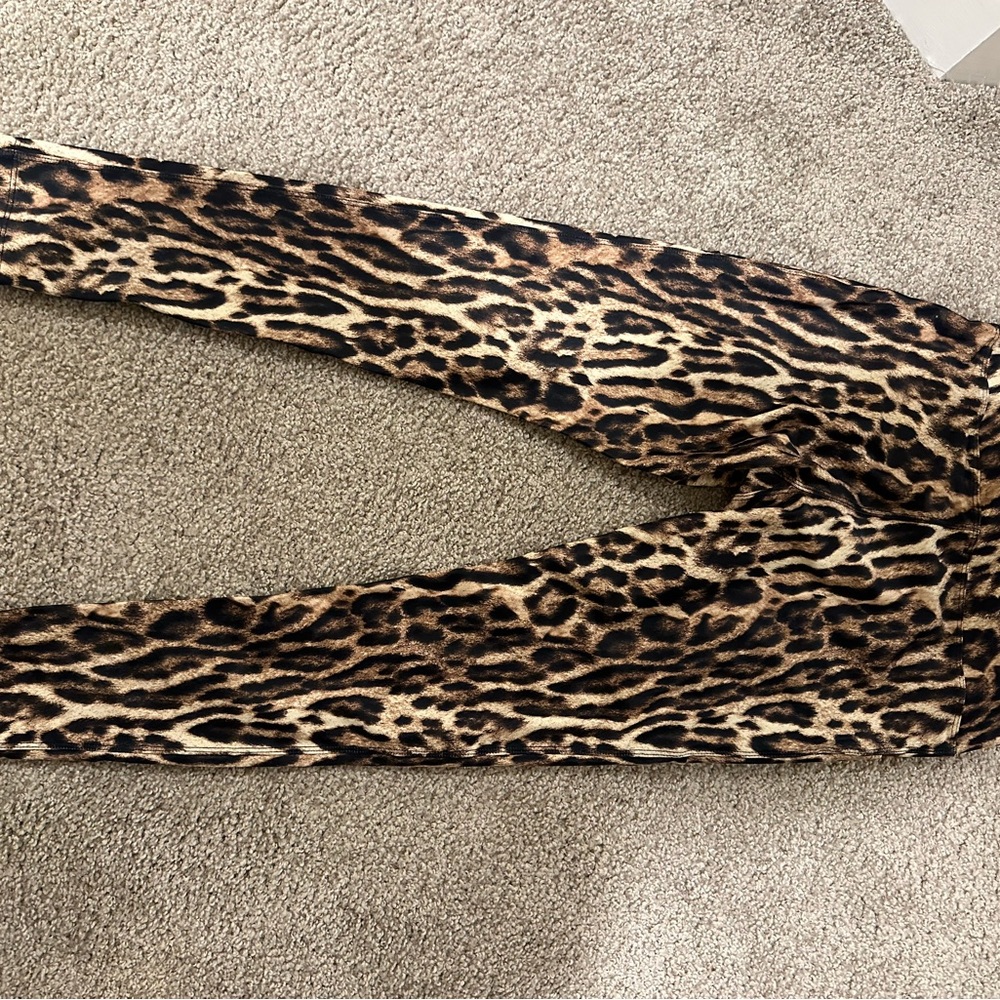 R13 Twin Fantasy Leopard Cheetah Legging - Size M  BNWT - Picture 6 of 6